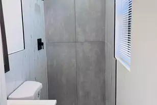 105 NW 28th Way, Fort Lauderdale, FL 33311 - Photo 18