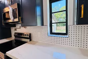 105 NW 28th Way, Fort Lauderdale, FL 33311 - Photo 8