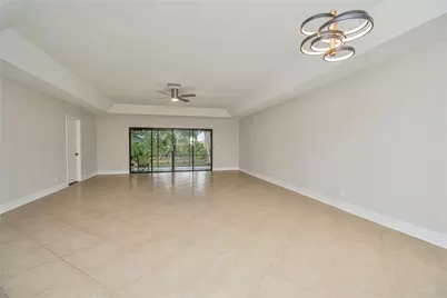 9107 Chatsworth Cascades Circle, Boca Raton, FL 33434 - Photo 12