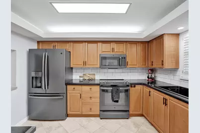 3051 NE 48th Street #205, Fort Lauderdale, FL 33308 - Photo 10