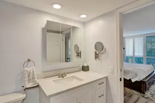 3051 NE 48th St, Fort Lauderdale, FL 33308 - Photo 18