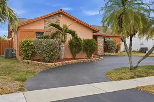 11841 NW 39th Pl, Sunrise, FL 33323 - Photo 1