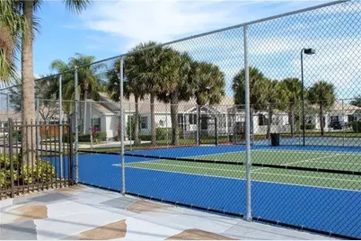 5870 S Golden Beauty Lane, Tamarac, FL 33321 - Photo 12