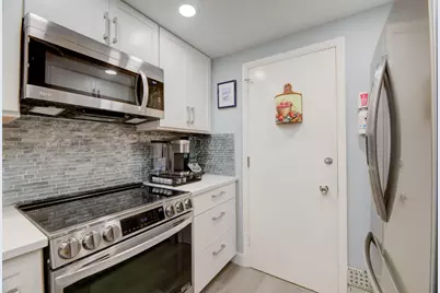 305 N Pompano Beach Boulevard #308, Pompano Beach, FL 33062 - Photo 6