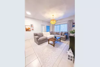 2445 SW 18th Terrace #504, Fort Lauderdale, FL 33315 - Photo 2