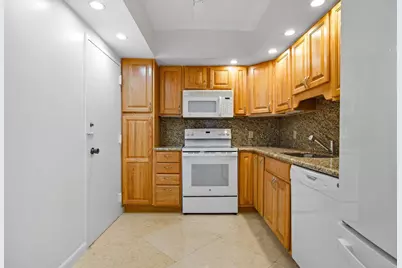 1950 S Ocean Drive #PHB, Hallandale Beach, FL 33009 - Photo 28