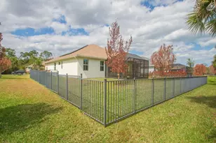 8330 Summer Lake Dr, Vero Beach, FL 32967 - Photo 24