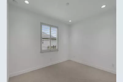 8330 Summer Lake Drive, Vero Beach, FL 32967 - Photo 20