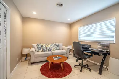 608 NE 20th, Unit B, Wilton Manors, FL 33305 - Photo 12