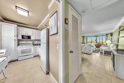 2651 S Course Drive #302, Pompano Beach, FL 33069 - Photo 26