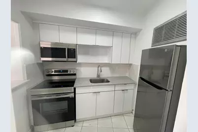 11 SW 52nd Avenue #7A, Coral Gables, FL 33134 - Photo 2