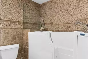 417 Richmond C, Deerfield Beach, FL 33442 - Photo 20