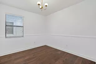 8751 NW 102nd Pl, Doral, FL 33178 - Photo 36