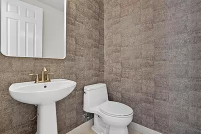 8751 NW 102nd Place, Doral, FL 33178 - Photo 24