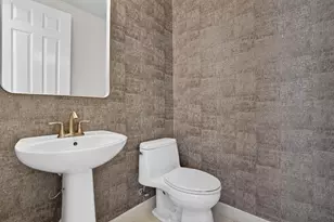 8751 NW 102nd Pl, Doral, FL 33178 - Photo 24