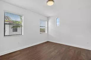 8751 NW 102nd Pl, Doral, FL 33178 - Photo 46