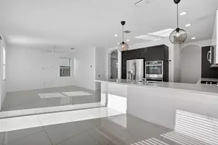 8751 NW 102nd Pl, Doral, FL 33178 - Photo 18