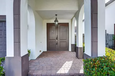 8751 NW 102nd Place, Doral, FL 33178 - Photo 6