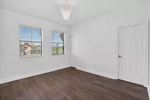 8751 NW 102nd Pl, Doral, FL 33178 - Photo 42