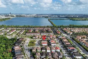 8751 NW 102nd Pl, Doral, FL 33178 - Photo 56