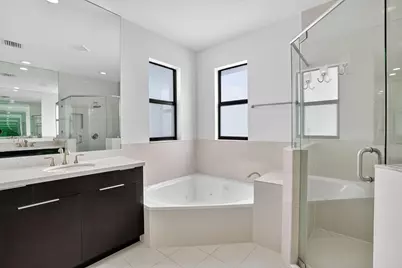 8751 NW 102nd Place, Doral, FL 33178 - Photo 30