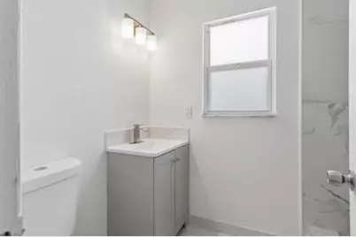 8027 Lagos De Campo Boulevard #A4, Tamarac, FL 33321 - Photo 16