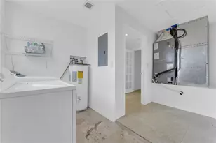 2132 SW 50th Ave, Fort Lauderdale, FL 33317 - Photo 36