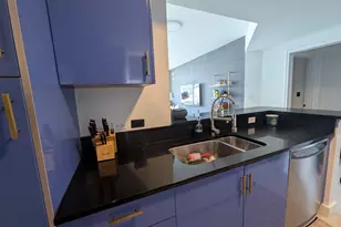 18800 NE 29th Ave, Miami, FL 33180 - Photo 10