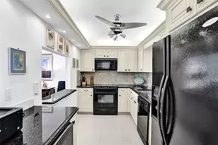 303 N Riverside Dr, Pompano Beach, FL 33062 - Photo 10