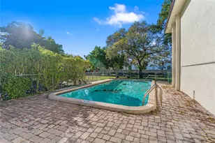 1335 NW 94th Way, Coral Springs, FL 33071 - Photo 28