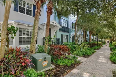 306 E Mallory Circle, Delray Beach, FL 33483 - Photo 2
