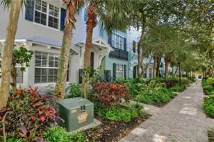 306 E Mallory Cir, Delray Beach, FL 33483 - Photo 2