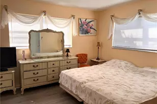 3212 NE 7th Pl, Pompano Beach, FL 33062 - Photo 10