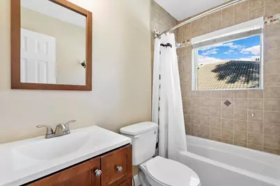 18435 NW 10th Street, Pembroke Pines, FL 33029 - Photo 14