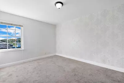 18435 NW 10th Street, Pembroke Pines, FL 33029 - Photo 28