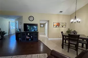 9237 9th Pl, Plantation, FL 33324 - Photo 10