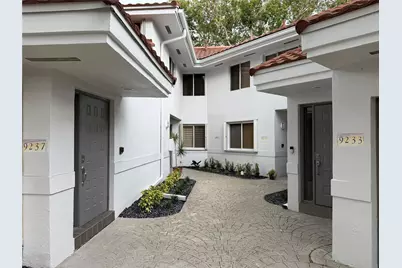 9237 9th Place #9237, Plantation, FL 33324 - Photo 1