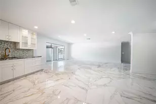 16770 Lakeview Ct, Weston, FL 33326 - Photo 4