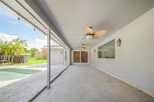 16770 Lakeview Ct, Weston, FL 33326 - Photo 32