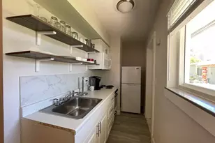 1702 NE 9th St, Fort Lauderdale, FL 33304 - Photo 2