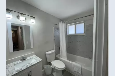 1702 NE 9th Street, Fort Lauderdale, FL 33304 - Photo 4