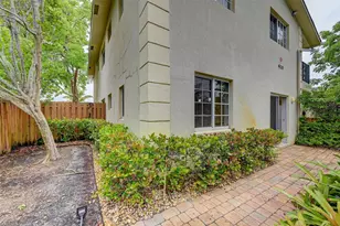 410 SW 15th St, Pompano Beach, FL 33060 - Photo 8