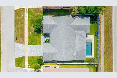 1375 SW 29th Avenue, Deerfield Beach, FL 33442 - Photo 6