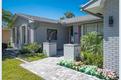 1375 SW 29th Avenue, Deerfield Beach, FL 33442 - Photo 10