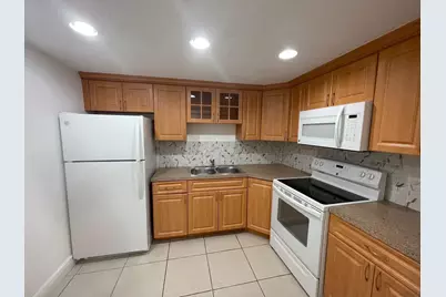 9365 Fontainebleau Boulevard #E117, Miami, FL 33172 - Photo 10