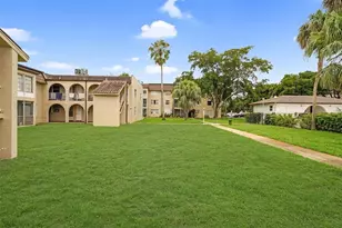 2710 Riverside Dr, Coral Springs, FL 33065 - Photo 1