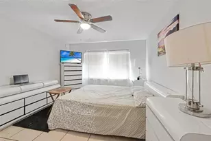 2710 Riverside Dr, Coral Springs, FL 33065 - Photo 4