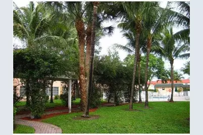 770 SE 2 Avenue #105F, Deerfield Beach, FL 33441 - Photo 4