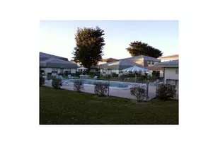 8833 NW 28th Dr, Coral Springs, FL 33065 - Photo 2