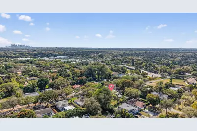 707 NE 113th Street, Biscayne Park, FL 33161 - Photo 18